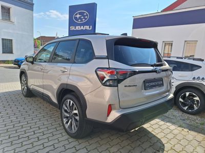 SUBARU Forester + ' ' + Touring -120.000 Kč 