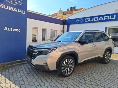 SUBARU Forester + ' ' + Touring -120.000 Kč 