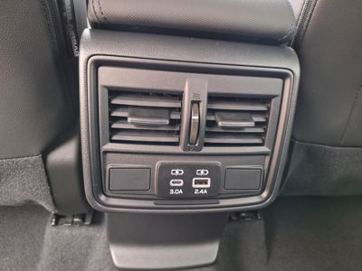 SUBARU Forester + ' ' + Touring -67.000 Kč 