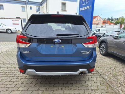 SUBARU Forester + ' ' + ES Comfort eBOXER -150.000 Kč 