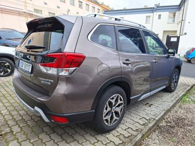SUBARU Forester + ' ' + Comfort TOP stav!!! 