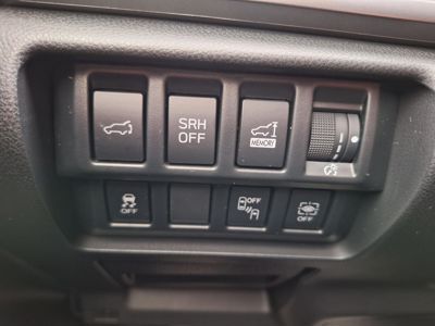 SUBARU Forester + ' ' + Comfort TOP stav!!! 