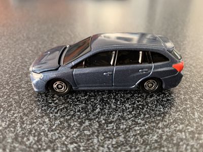 Autíčko Levorg + ' ' + Malý model Levorgu od značky SUBARU, vhodné i jako hračka pro straší děti. 