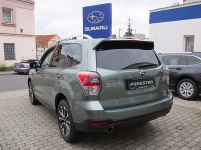 SUBARU Forester 2,0 XT Sport - konec prodeje v ČR !!! + ' ' + <p>Sleva 50.000 Kč na poslední vůz SUBARU Forester 2.0 XT Sport , výkon 177kW , vůz s max. výbavou - vyhřívaný volant, kožený inter, navigace, CVT převodovka,..</p>
<p>Cena po slevě 1.052.000 Kč s DPH, možnost výhodného financování, více informací na tel. 608 442 000.</p> 